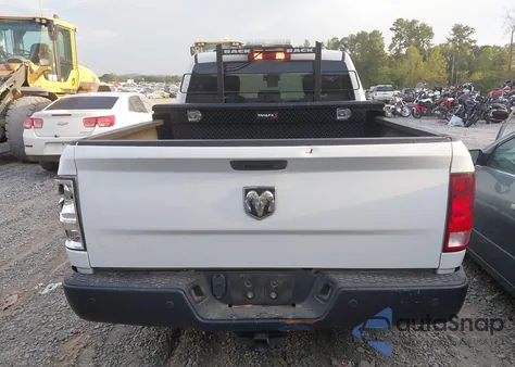 2022 Ram 1500 Classic Tradesman 4X2 6'4 Box из США, поврежденный, VIN 1C6RR6FG2NS139229